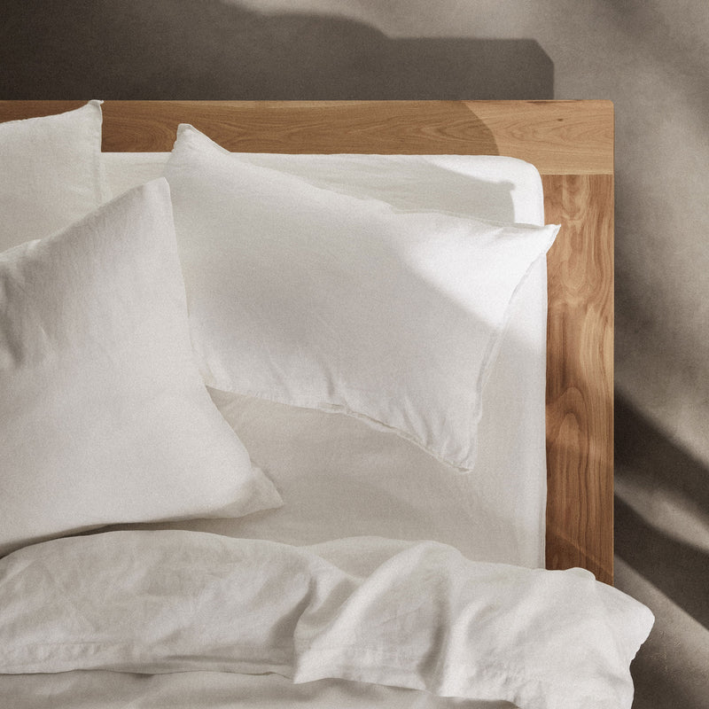 FORM Bed Base